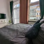 Schoenes Mitten In Der Stadt Iii Lejlighed