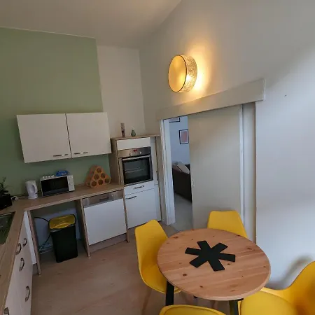 Schönes Mitten In Der Stadt Iii *